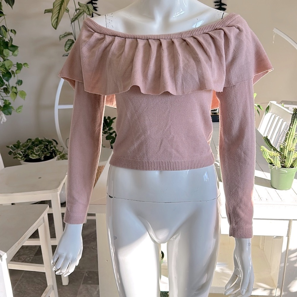 UK2LA Dusky Pink blush Cropped Blouse with Frilly Neckline off the shoulder M
